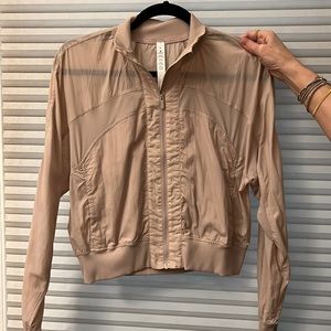 Lululemon windbreaker bomber jacket crop